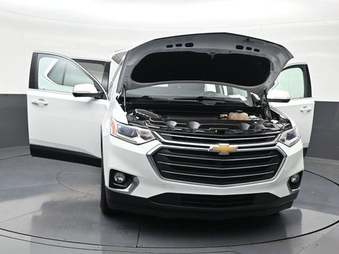 Used 2019 Chevrolet Traverse LT FWD image 38