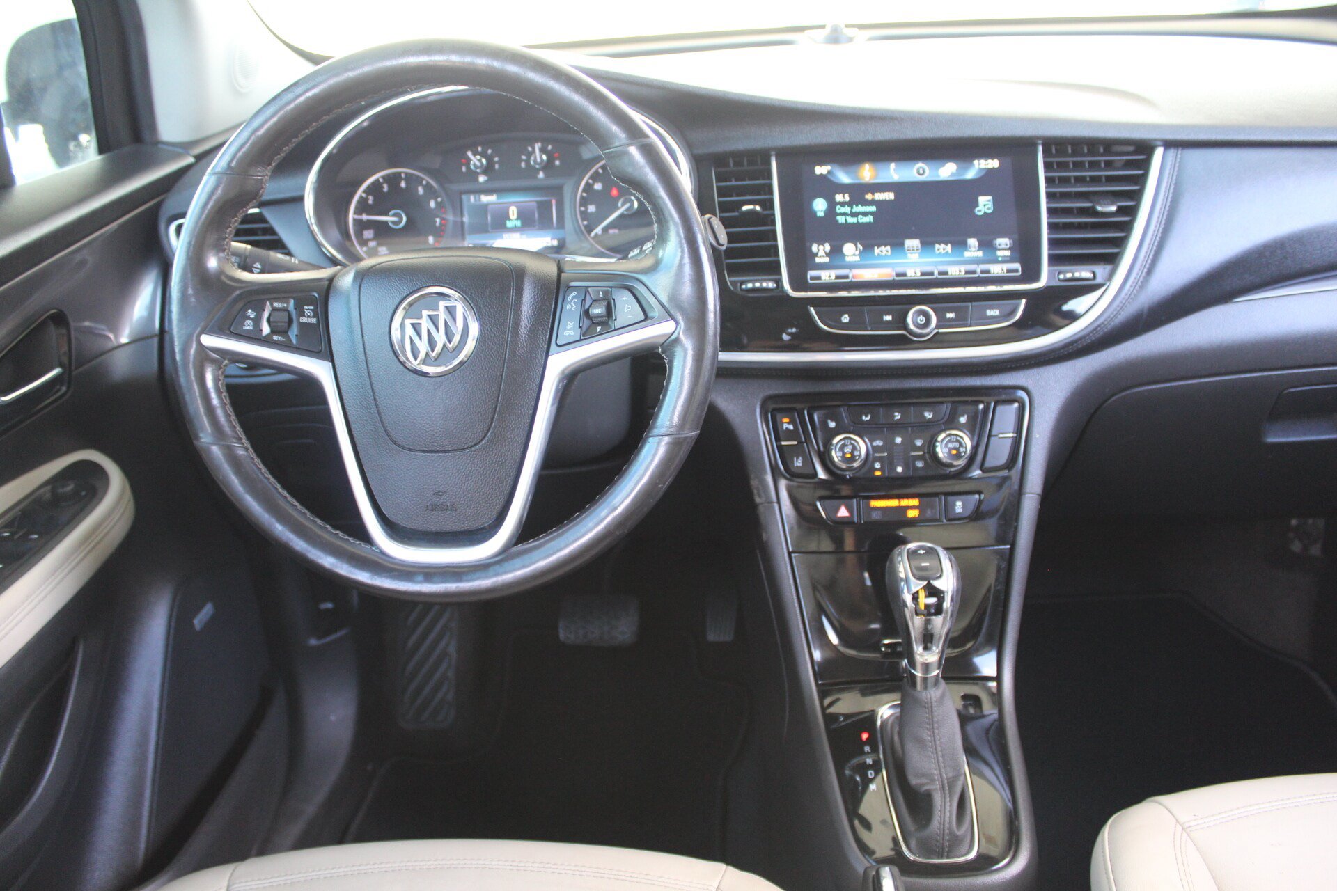 Used 2019 Buick Encore Essence w/ Safety Package II AWD/4WD image 24