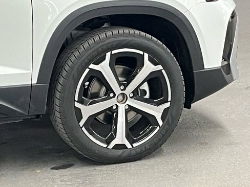 New 2026 Volkswagen Taos SEL AWD/4WD image 39