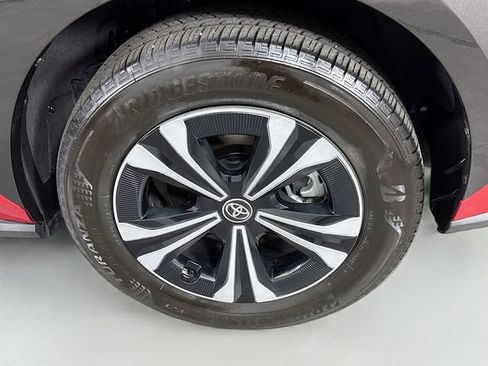 Certified 2024 Toyota bZ4X AWD w/ Weather Package image 33