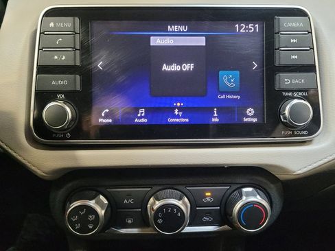 Used 2021 Nissan Versa SV image 25