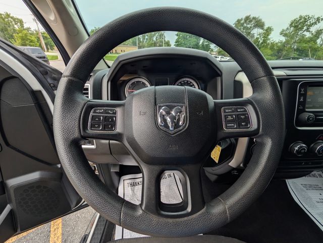 Used 2019 RAM 1500 Warlock AWD/4WD image 18