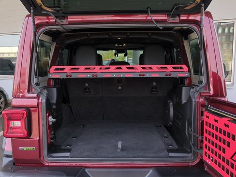 Used 2021 Jeep Wrangler Unlimited Rubicon AWD/4WD image 16