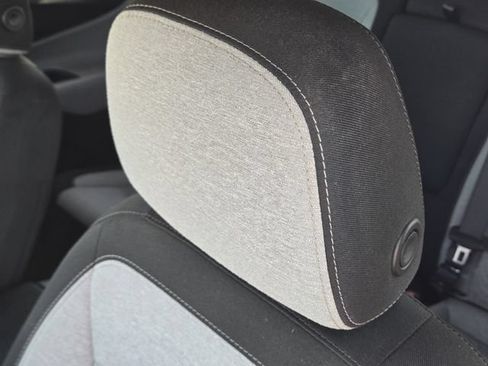 Used 2022 Chevrolet Equinox LS w/ LS Convenience Package FWD image 14