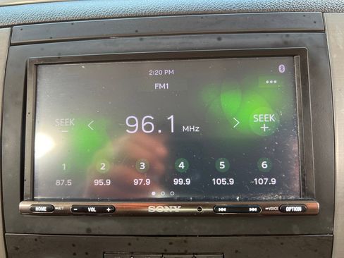 Used 2012 GMC Sierra 2500 SLT w/ SLT Convenience Package image 18