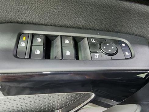 New 2026 Nissan Pathfinder SV image 19