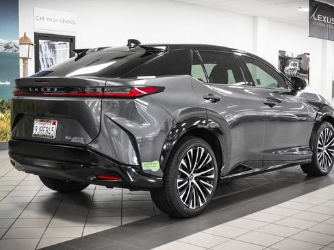 Certified 2023 Lexus RZ 450e Premium w/ Accessory Package (Z1) image 6