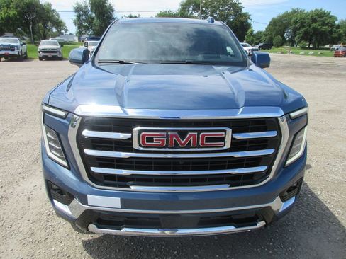 New 2026 GMC Yukon XL Elevation w/ Elevation Premium Package AWD/4WD image 10
