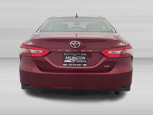 Used 2019 Toyota Camry LE FWD image 5