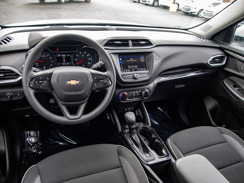 Used 2023 Chevrolet TrailBlazer LT image 26