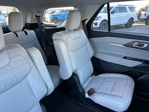 New 2026 Ford Explorer Platinum w/ LUX Leather Package image 23