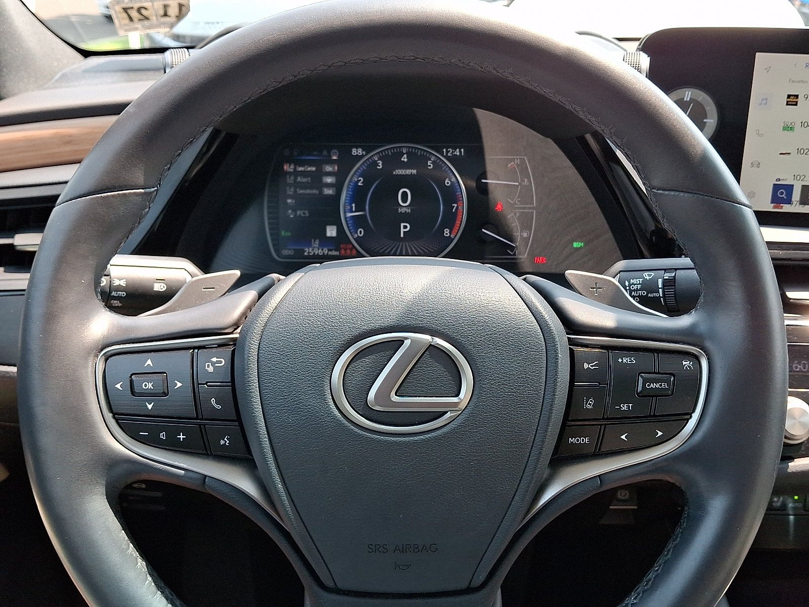 Used 2023 Lexus ES 250 w/ Premium Package AWD/4WD image 20