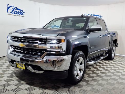 Used 2018 Chevrolet Silverado 1500 LTZ w/ Texas Edition RWD image 6