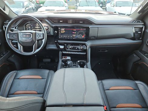 Used 2023 GMC Sierra 1500 AT4 w/ Technology Package image 31