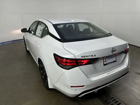 Used 2025 Nissan Sentra SV image 30