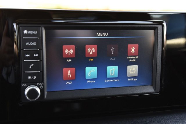 Used 2025 Nissan Kicks S FWD image 13