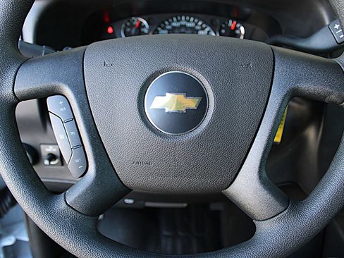 Used 2025 Chevrolet Express 2500 Extended w/ Communications Package image 29