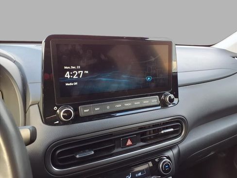 Used 2022 Hyundai Kona Limited w/ Cargo Package image 6