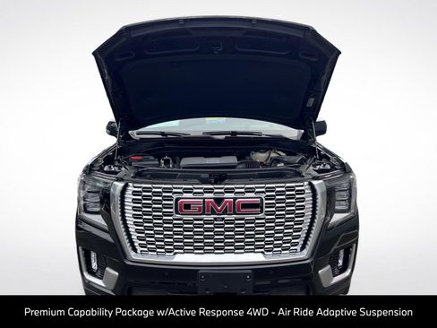 Used 2024 GMC Yukon XL Denali AWD/4WD image 14