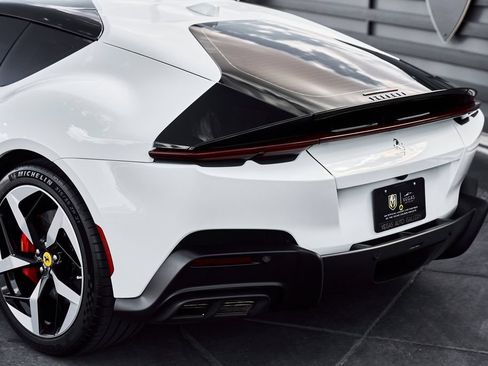 Used 2025 Ferrari 12Cilindri RWD image 11