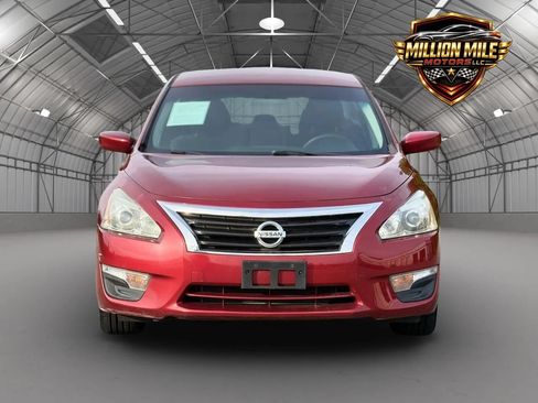 Used 2014 Nissan Altima 2.5 S FWD image 5