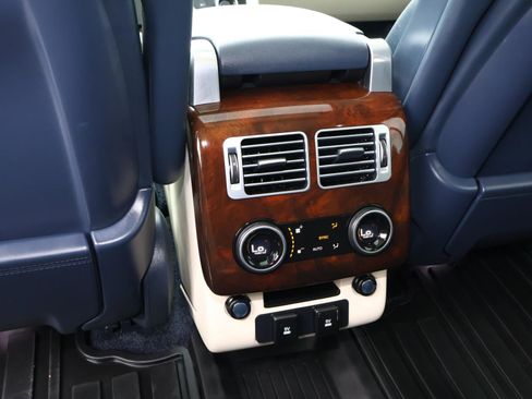 Used 2021 Land Rover Range Rover Westminster Edition image 13