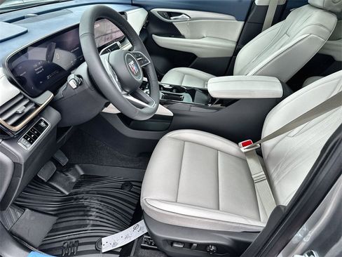 New 2026 Buick Envision Avenir image 24