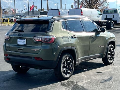 Used 2019 Jeep Compass Trailhawk image 6