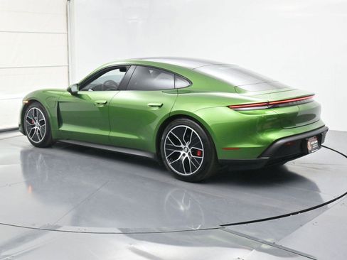 Used 2020 Porsche Taycan 4S image 35