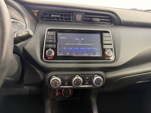 Used 2021 Nissan Kicks S FWD image 22