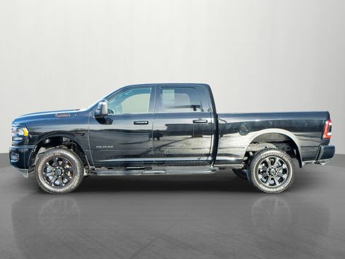 Used 2024 RAM 2500 Big Horn w/ Night Edition image 4