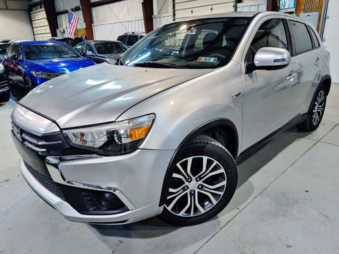 Used 2018 Mitsubishi Outlander Sport ES AWD/4WD image 1