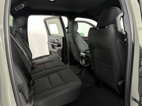 New 2026 RAM 1500 Big Horn AWD/4WD image 12