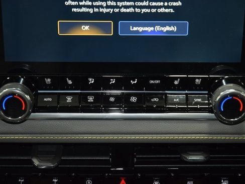 New 2026 Chevrolet Colorado ZR2 w/ Technology Package image 36