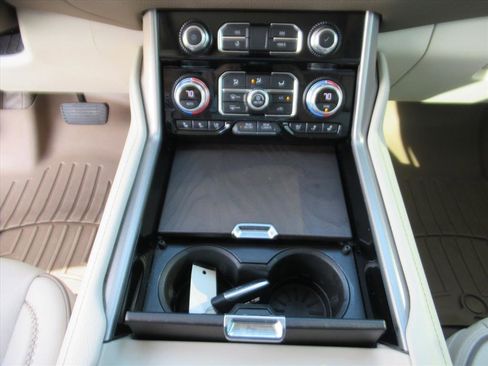 Used 2022 GMC Yukon Denali image 21