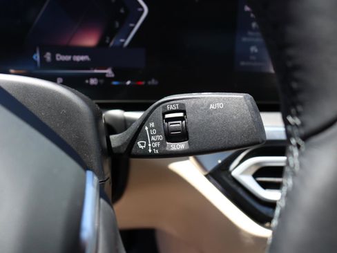 Used 2024 BMW 330i xDrive Sedan image 27