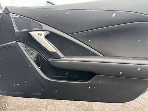 Used 2017 Chevrolet Corvette Stingray Coupe image 26