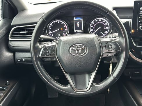 Used 2021 Toyota Camry SE w/ Carpet Mat Package (TMS) image 28