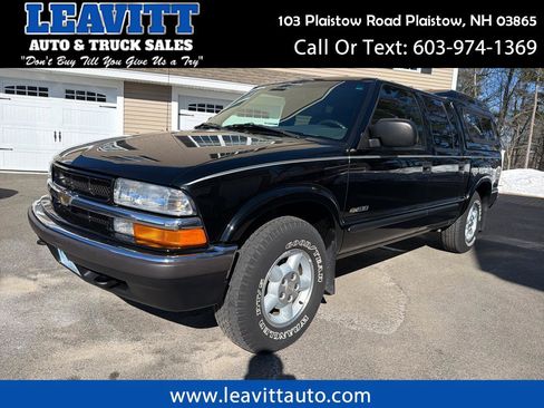 Used 2001 Chevrolet S10 Pickup LS image 1