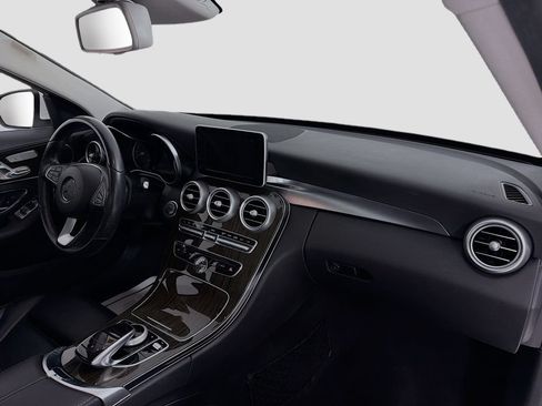 Used 2016 Mercedes-Benz C 300 4MATIC Sedan image 30