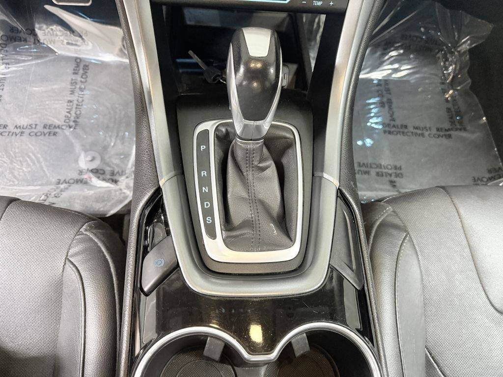 Used 2015 Ford Fusion Titanium FWD image 21