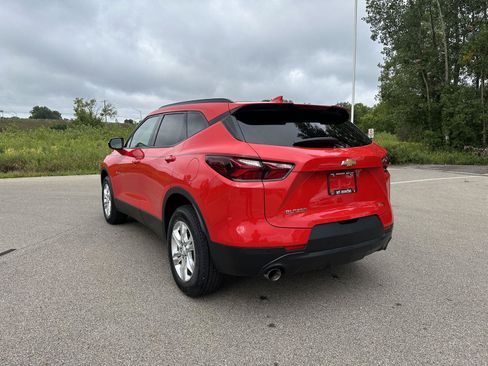 Used 2021 Chevrolet Blazer LT FWD image 3