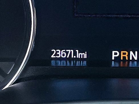 Used 2021 Ford F250 Lariat w/ FX4 Off-Road Package image 38