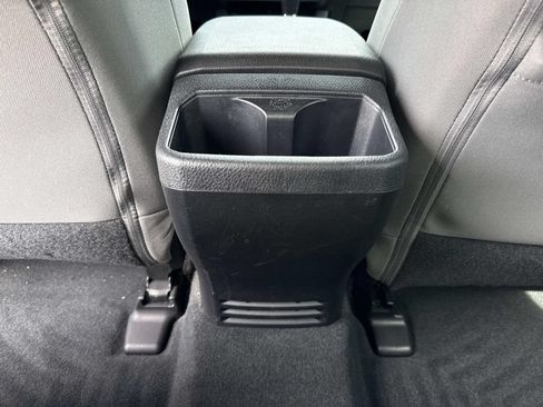 Used 2020 Toyota Tacoma SR5 RWD image 22