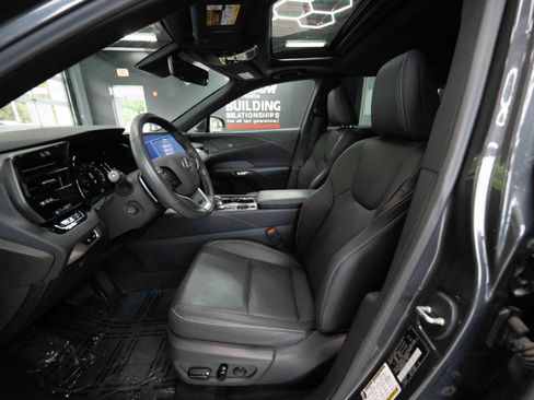 Used 2024 Lexus RX 350 Premium Plus AWD/4WD image 9