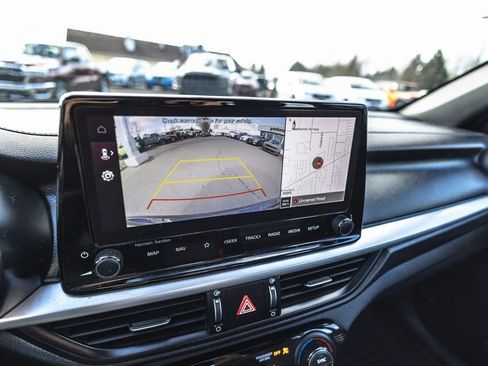 Used 2022 Kia Forte GT-Line w/ GT-Line Premium Package image 14