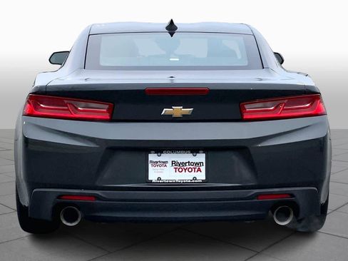 Used 2017 Chevrolet Camaro LT image 4