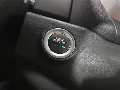 Used 2020 GMC Terrain SLE w/ Driver Convenience Package AWD/4WD image 23