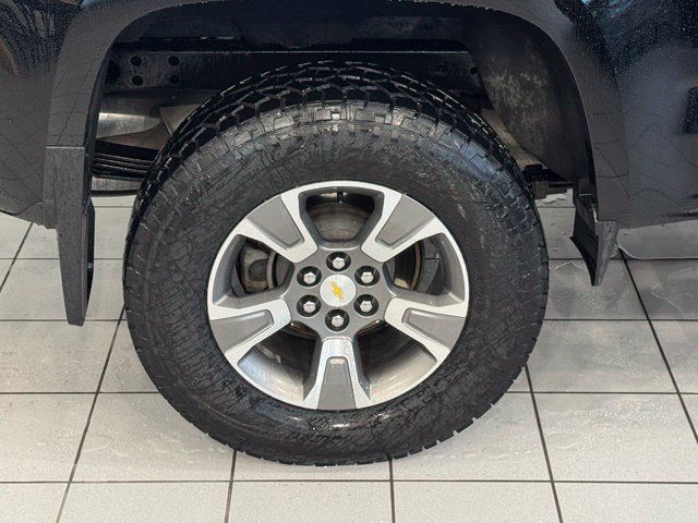 Used 2018 Chevrolet Colorado Z71 AWD/4WD image 37