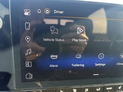 Used 2025 Chevrolet Colorado Trail Boss image 16